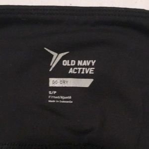 Old Navy Pants - Sale! Workout leggings Old Navy Pants - Sale! Workout leggings